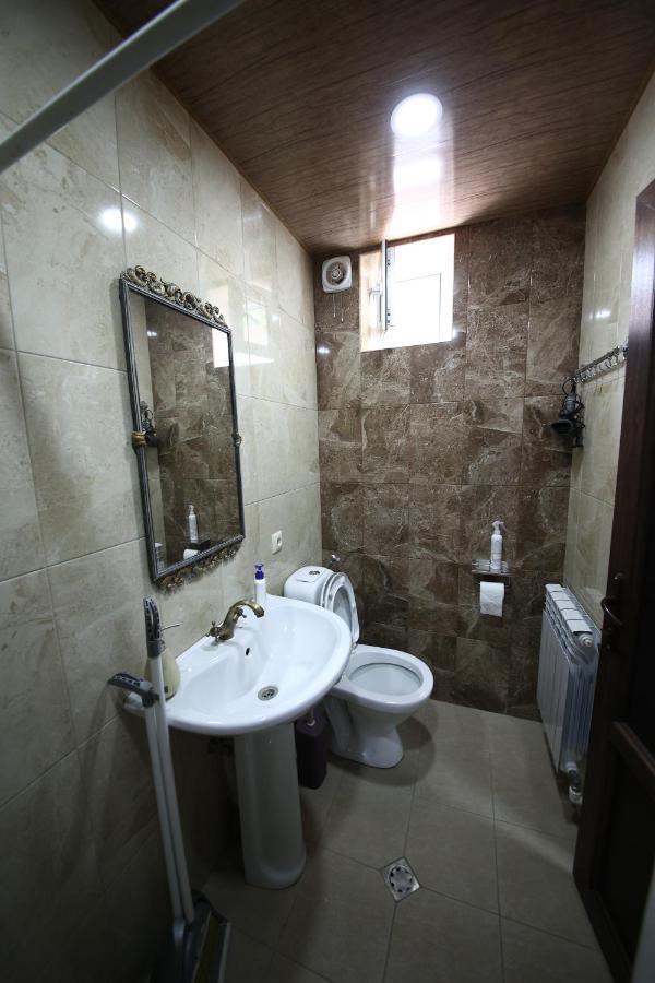 Alashkert Guesthouse ,Ալաշկերտ Հյուրատուն Gjumri Exteriör bild