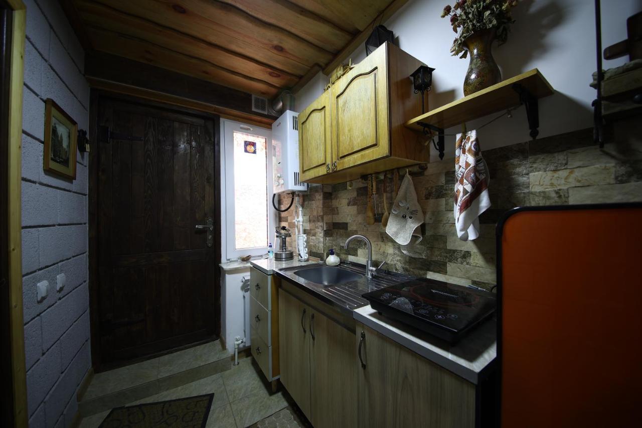 Alashkert Guesthouse ,Ալաշկերտ Հյուրատուն Gjumri Exteriör bild